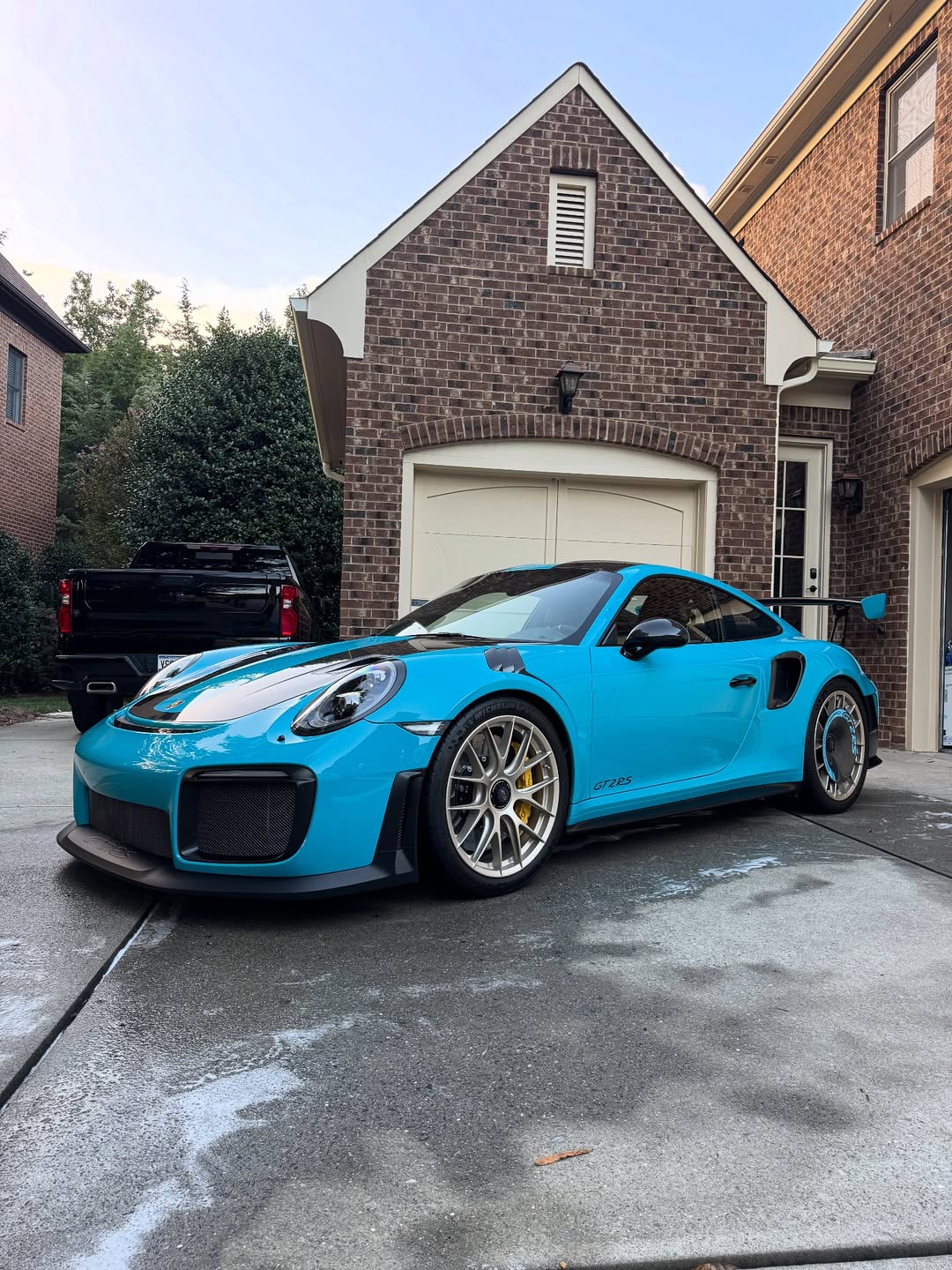 Porsche 911 GT2 RS